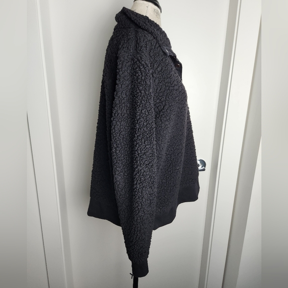 Fluffy Black Pullover Sweatshirt - Picture 3 of 9